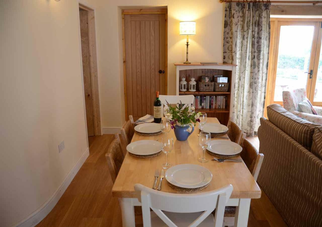 Raleigh Barn Villa West Putford Luaran gambar